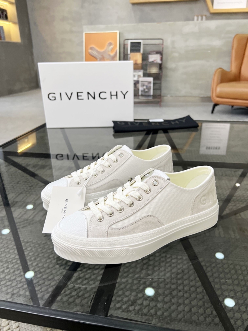 Givenchy Sneakers